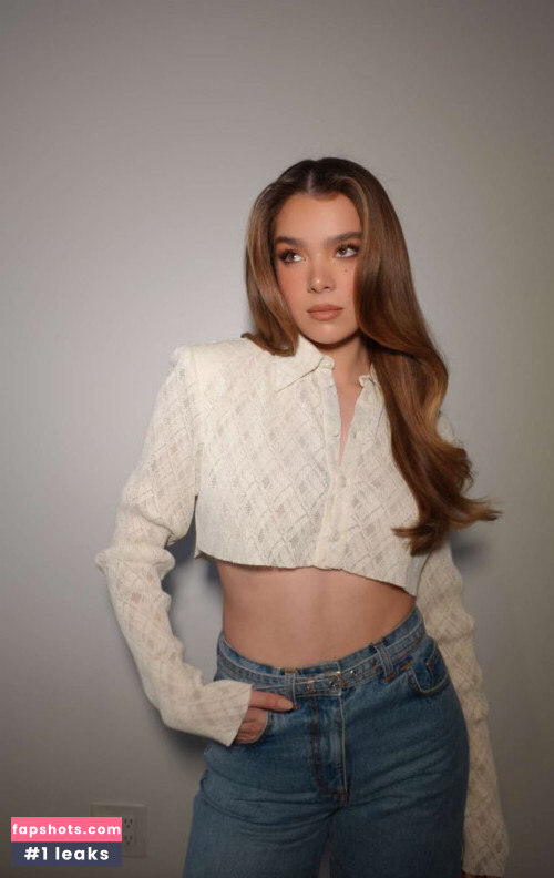 Hailee Steinfeld gallery photo #905