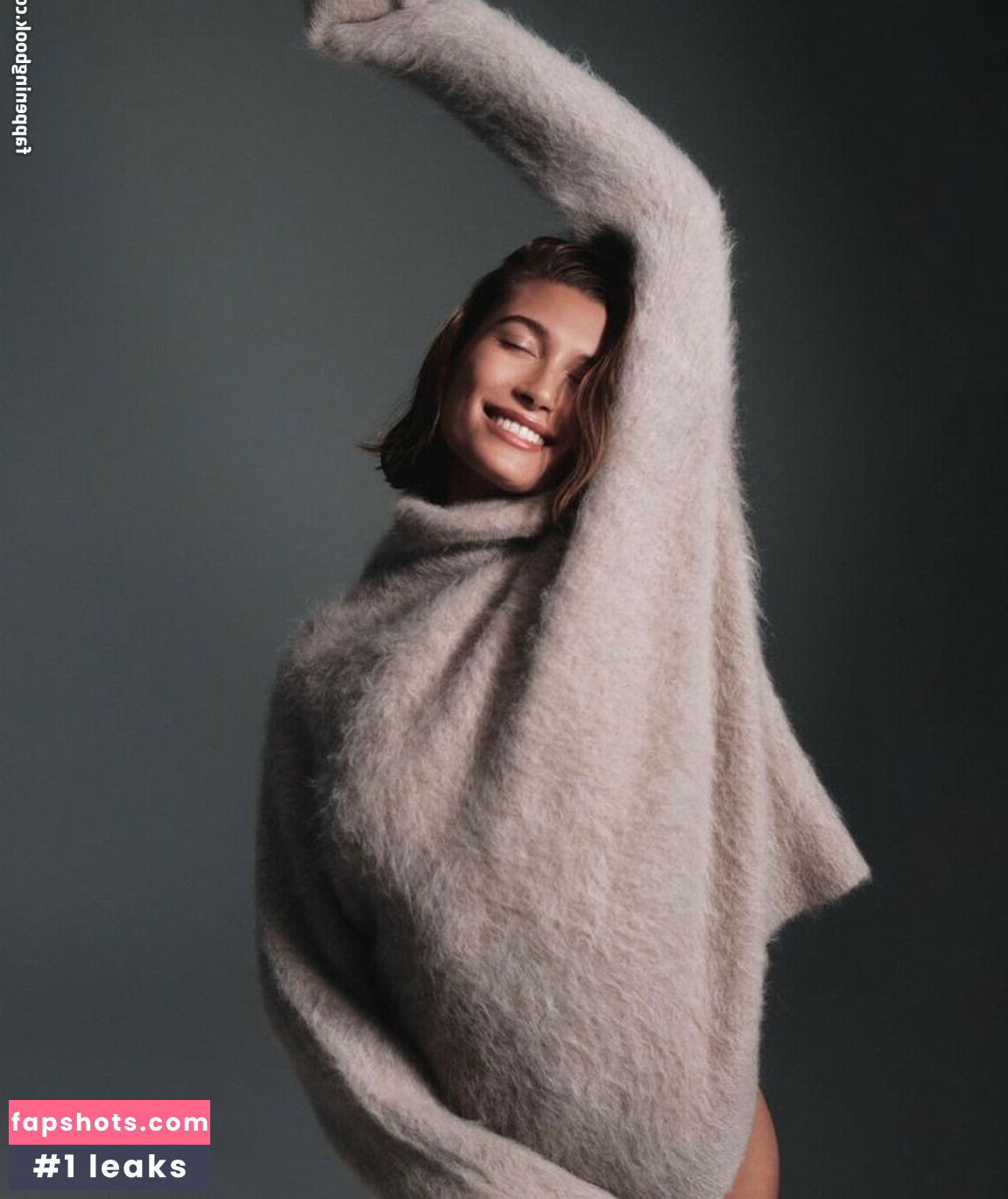 Hailey Baldwin Bieber nude babe gallery