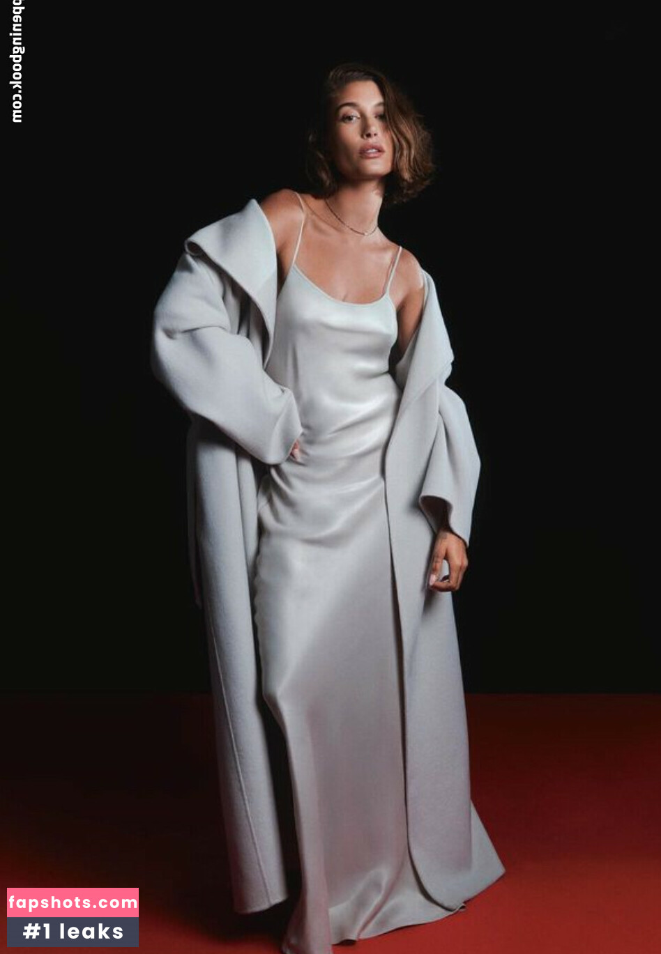 Hailey Baldwin Bieber gallery photo #116