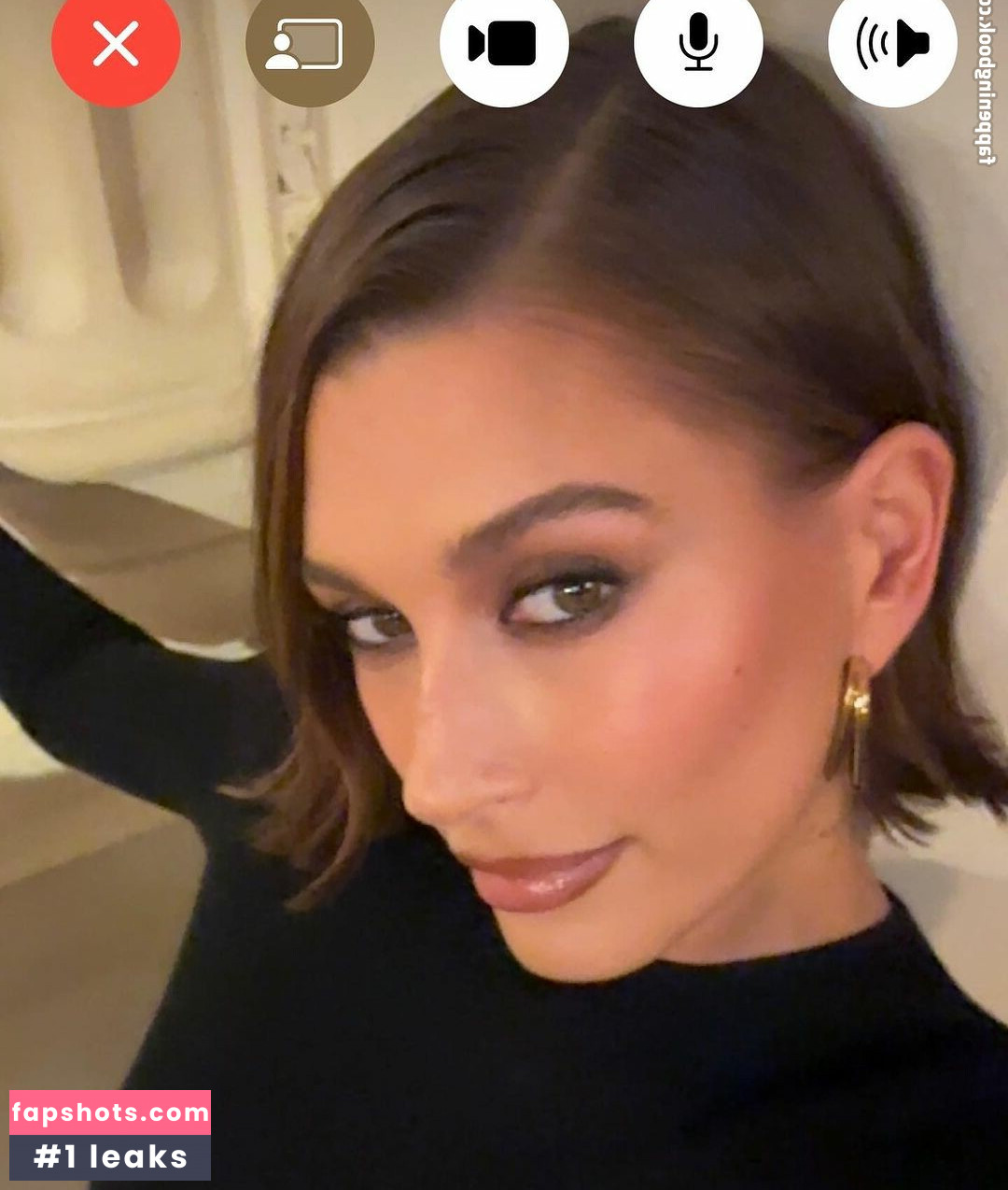 Hailey Baldwin Bieber gallery photo #134