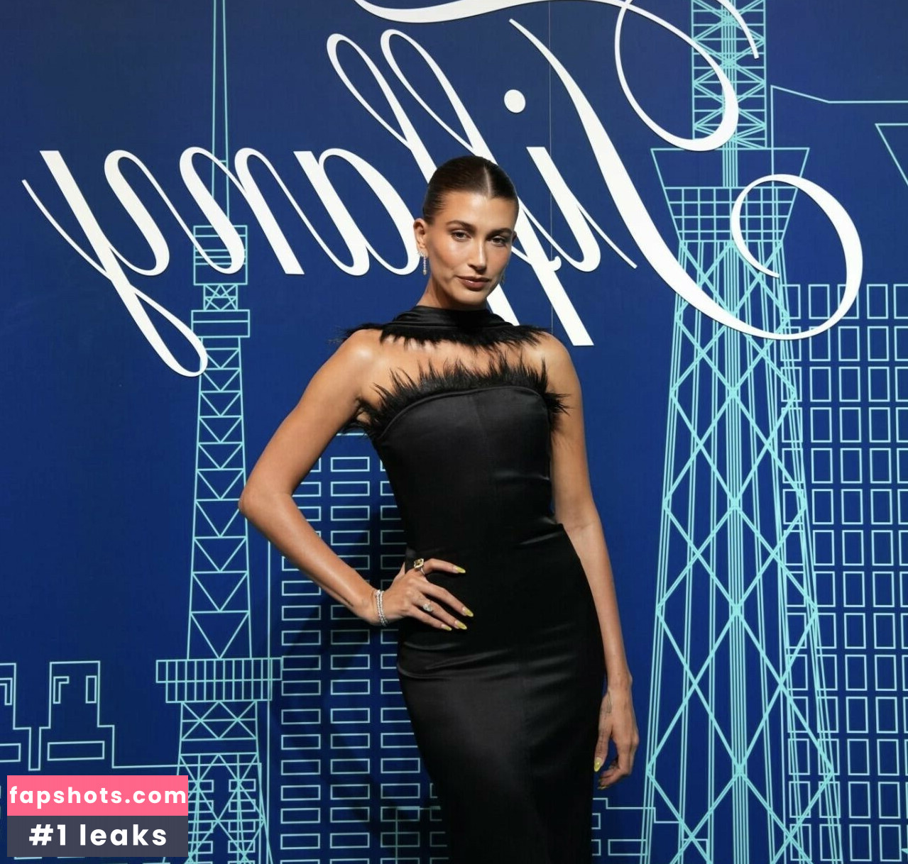 Hailey Baldwin Bieber gallery photo #139