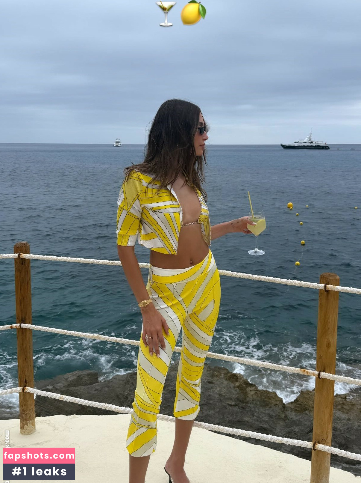 Hailey Baldwin Bieber gallery photo #29