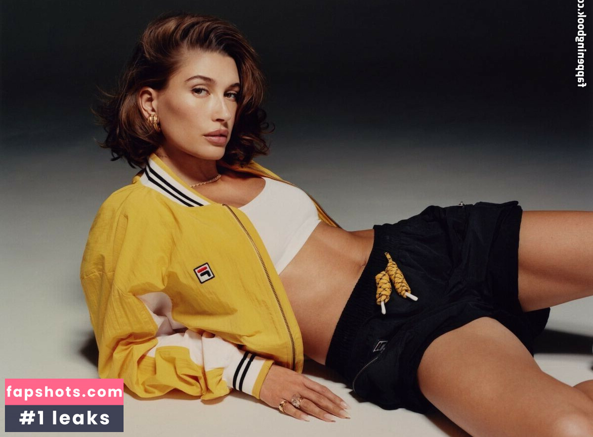 Hailey Baldwin Bieber gallery photo #68