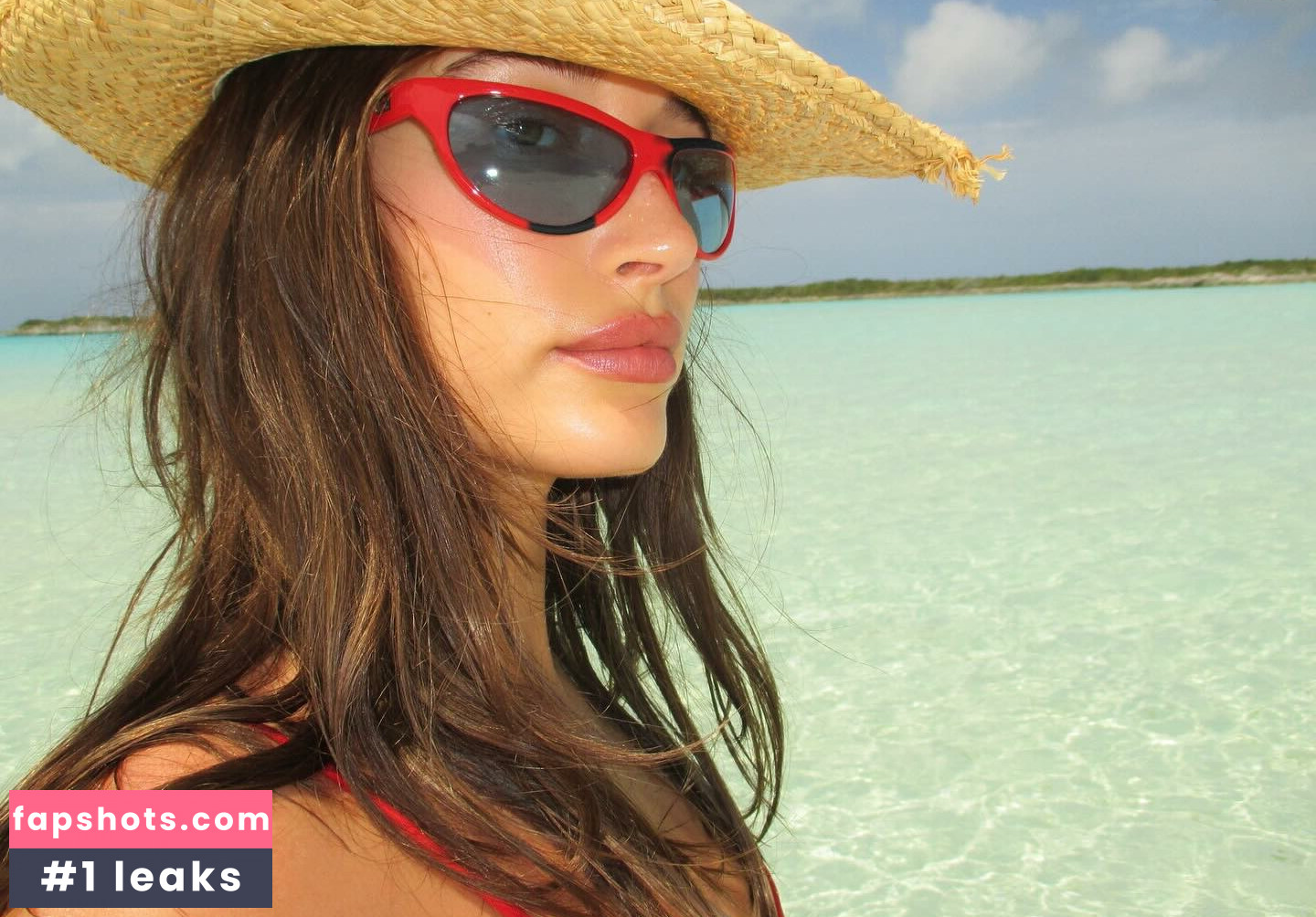 Hailey Baldwin Bieber gallery photo #90