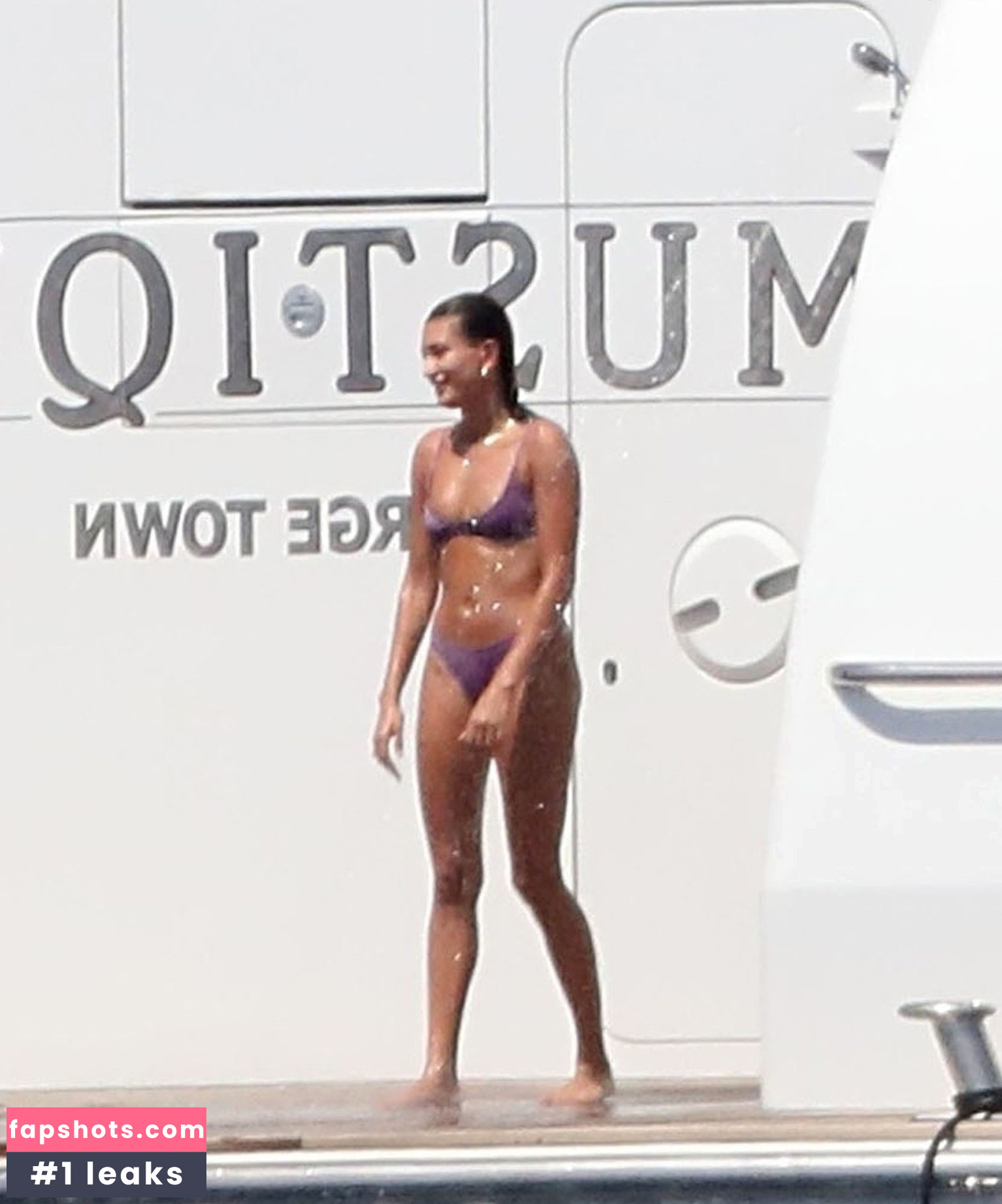 Hailey Baldwin Filtración Desnuda OnlyFans Foto #166 - Fapshots