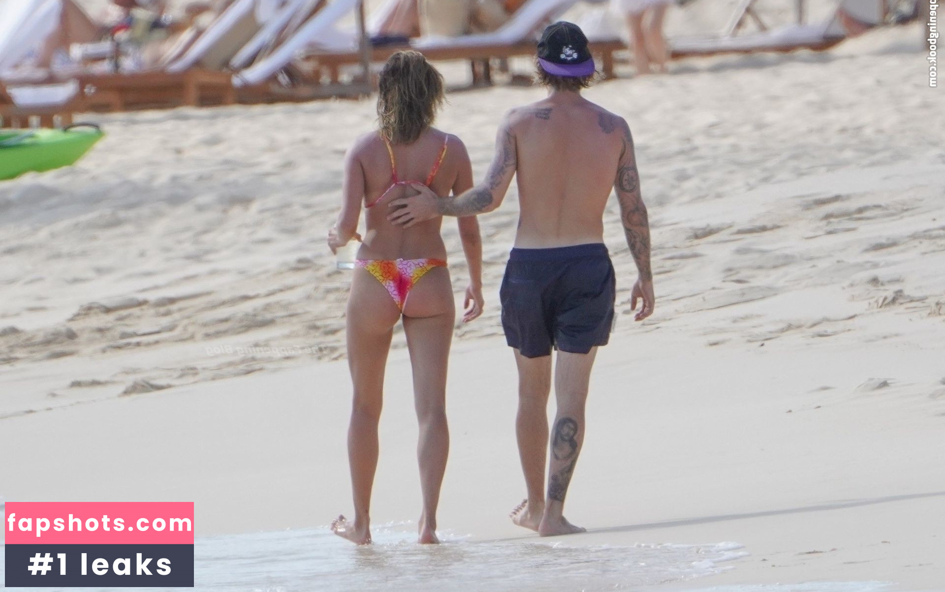 Hailey Baldwin gallery photo #247