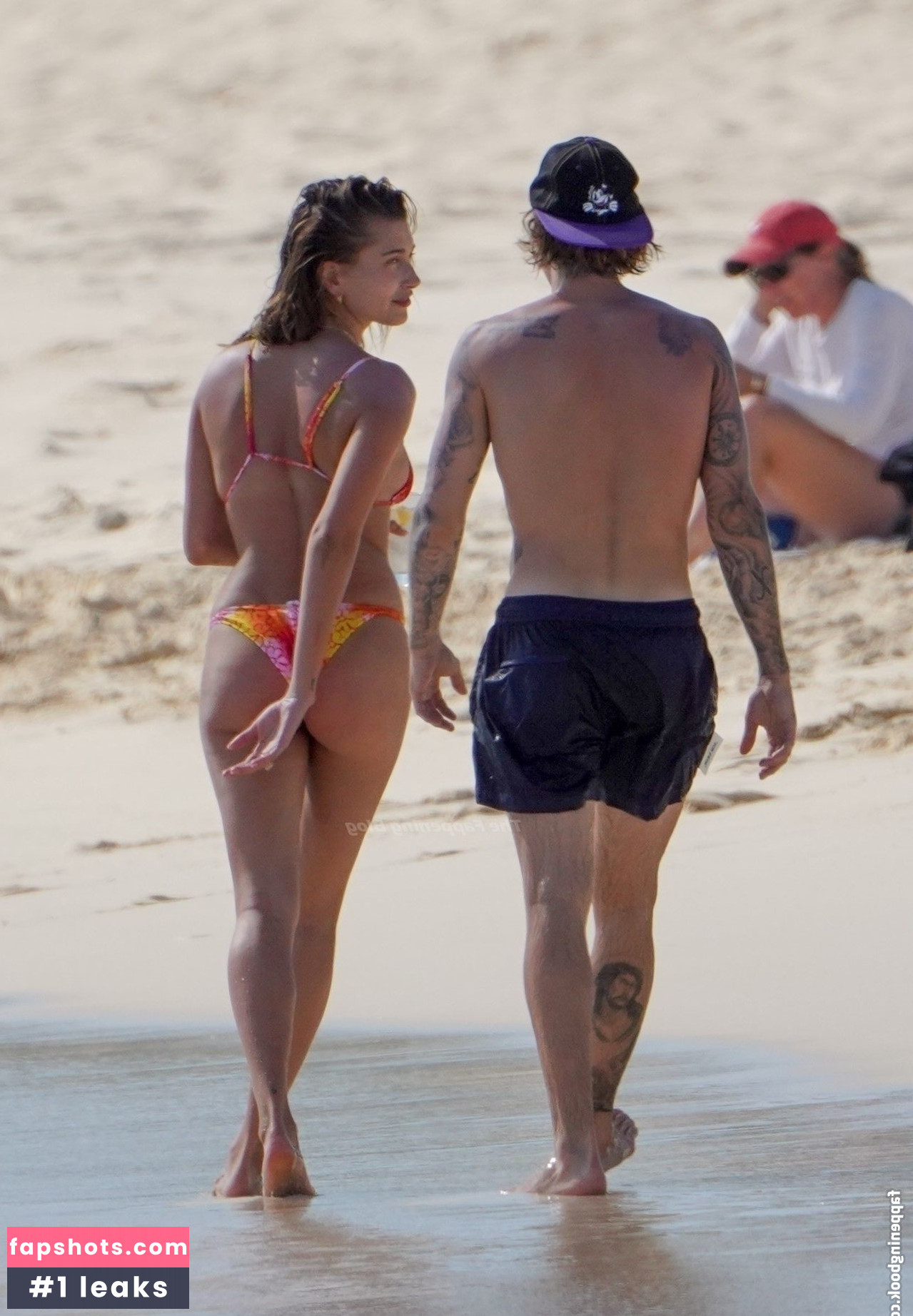 Hailey Baldwin gallery photo #248