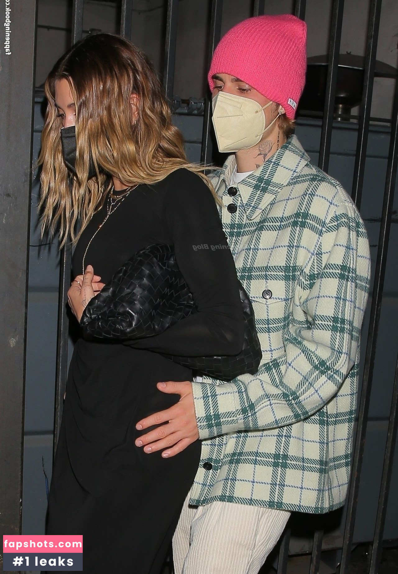 Hailey Baldwin gallery photo #261