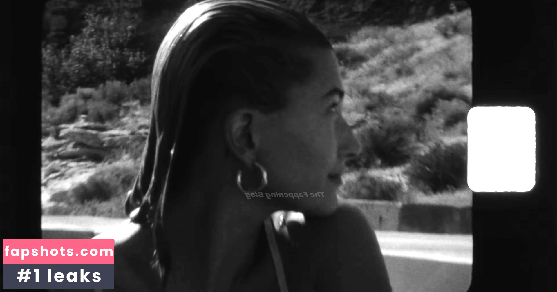 Hailey Baldwin gallery photo #267