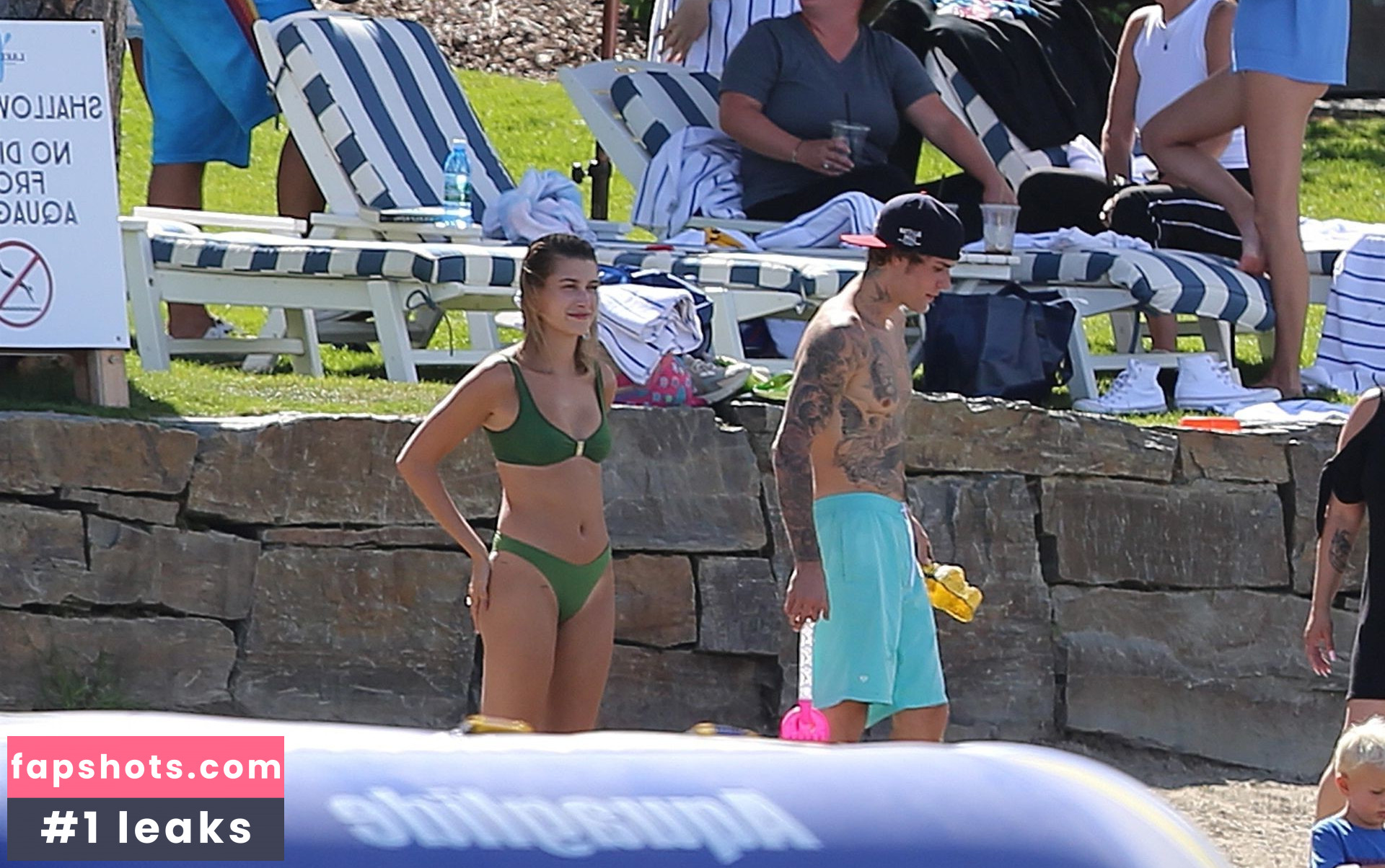 Hailey Baldwin gallery photo #313