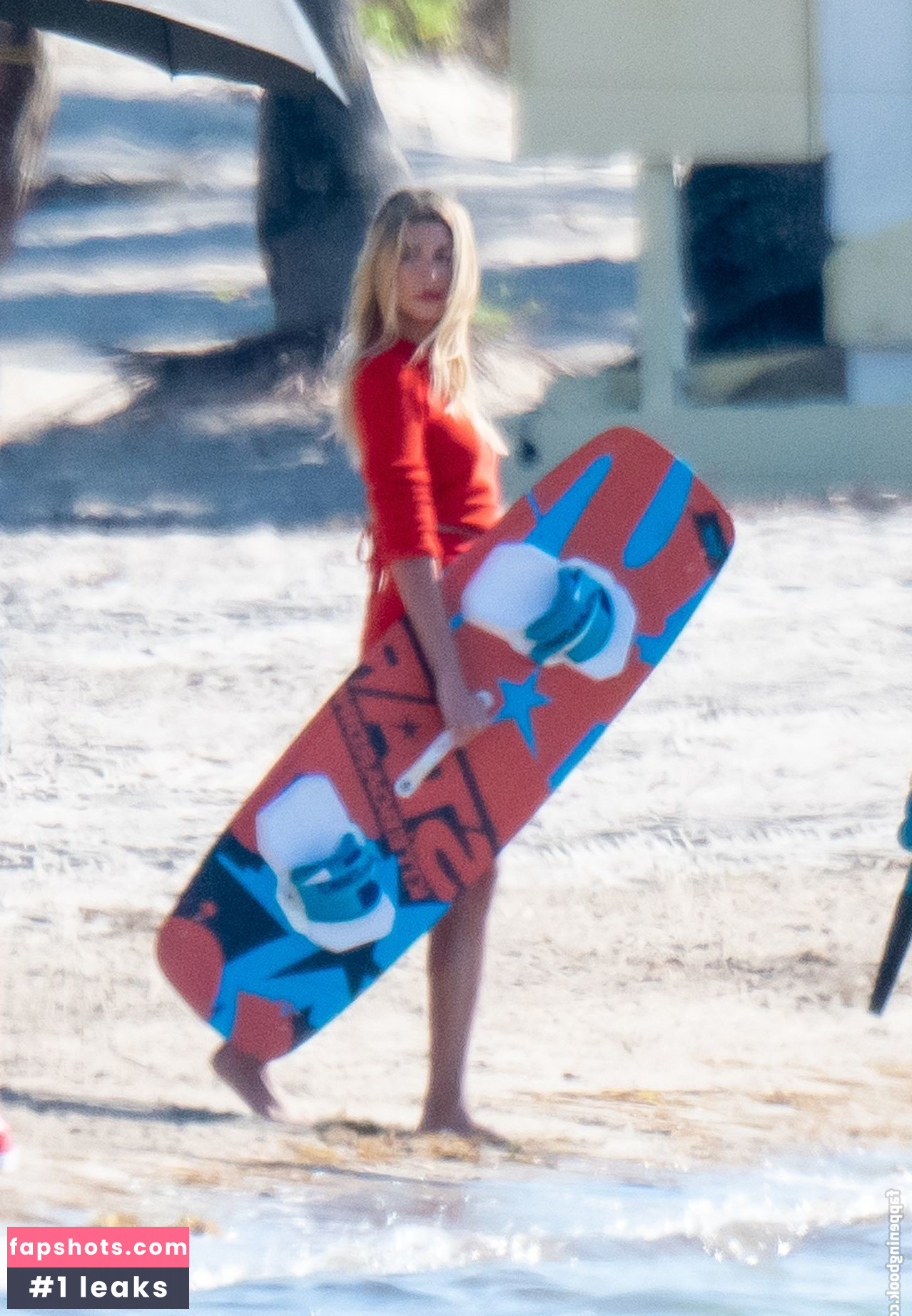Hailey Baldwin gallery photo #461