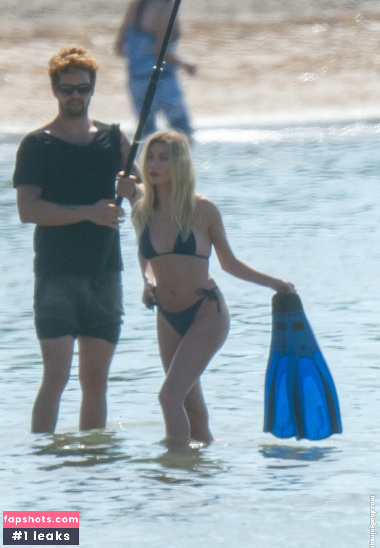 Hailey Baldwin gallery photo #463