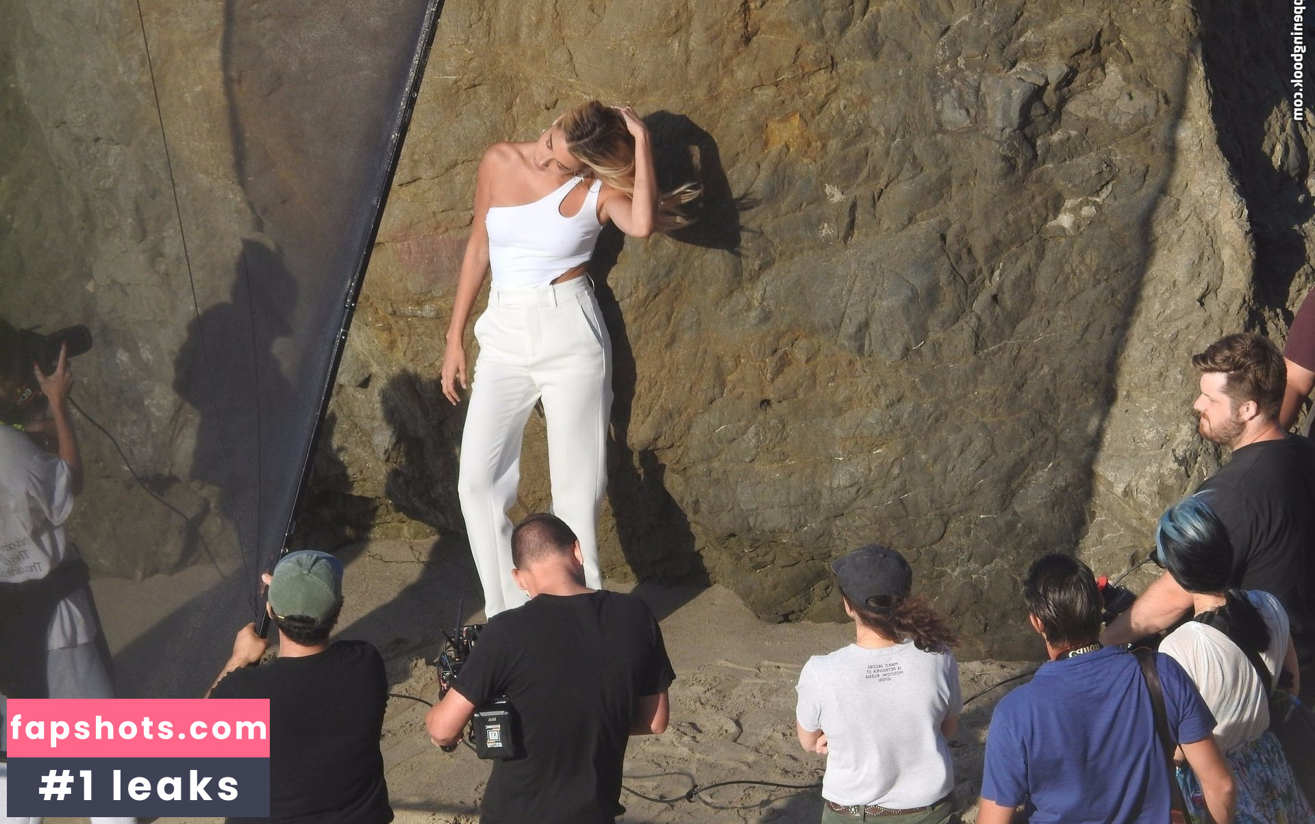 Hailey Baldwin Filtración Desnuda OnlyFans Foto #511 - Fapshots