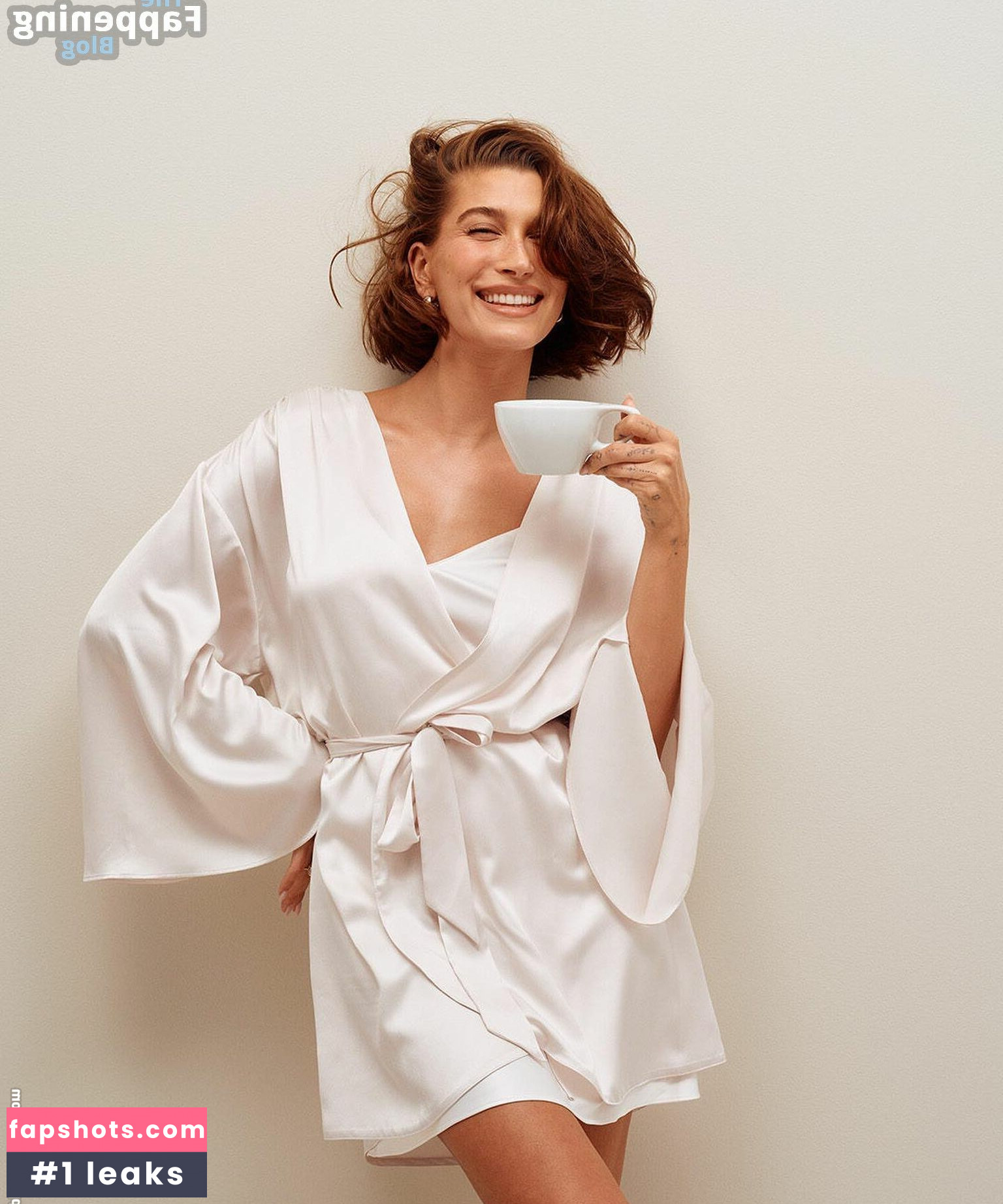 Hailey Bieber gallery photo #155