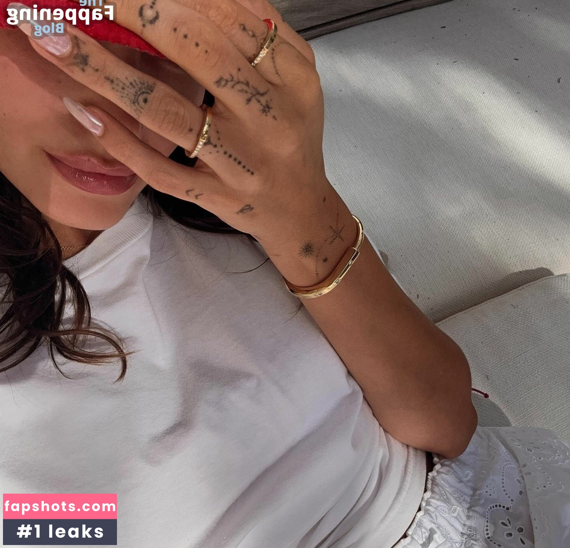 Hailey Bieber gallery photo #158