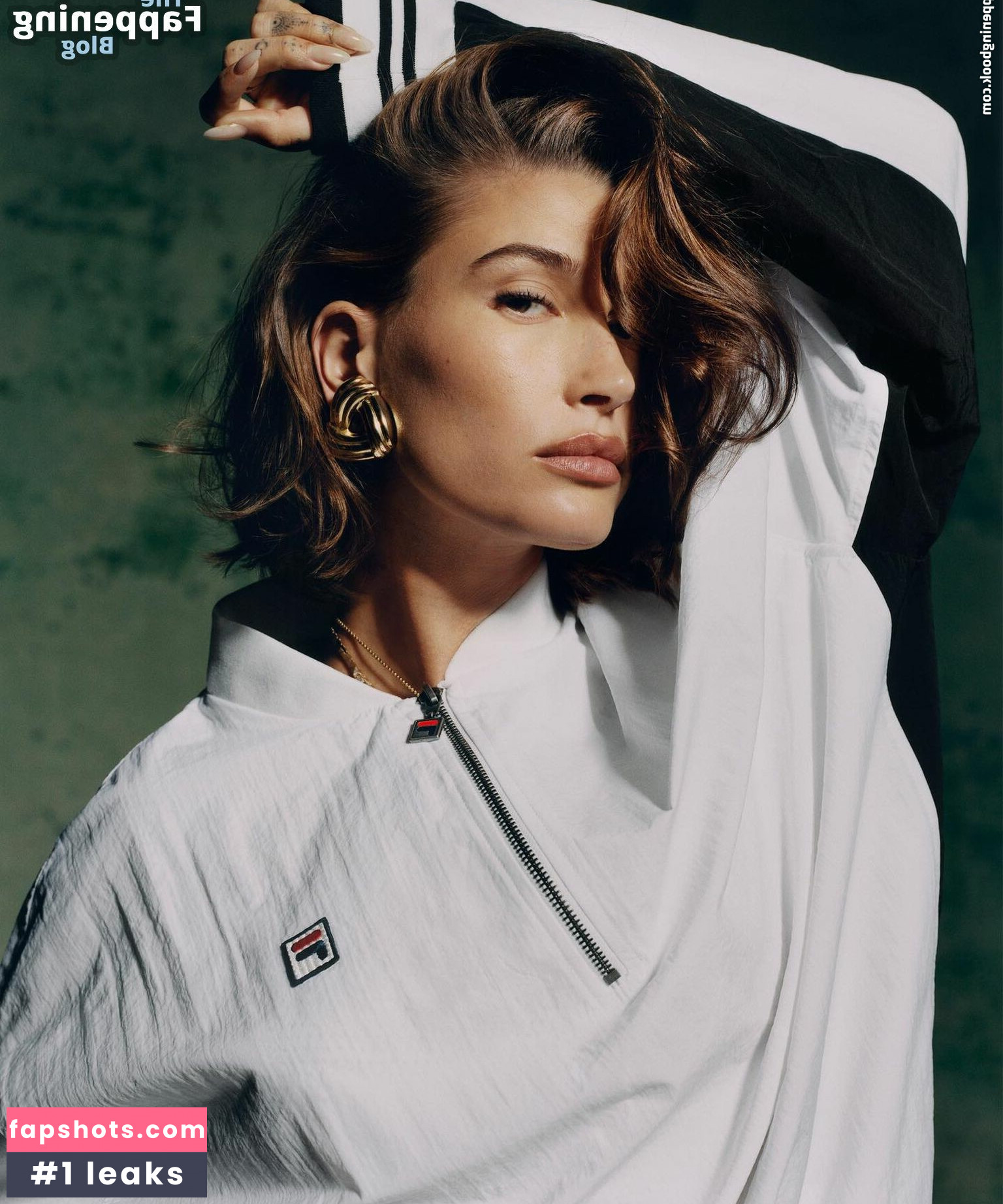 Hailey Bieber gallery photo #166