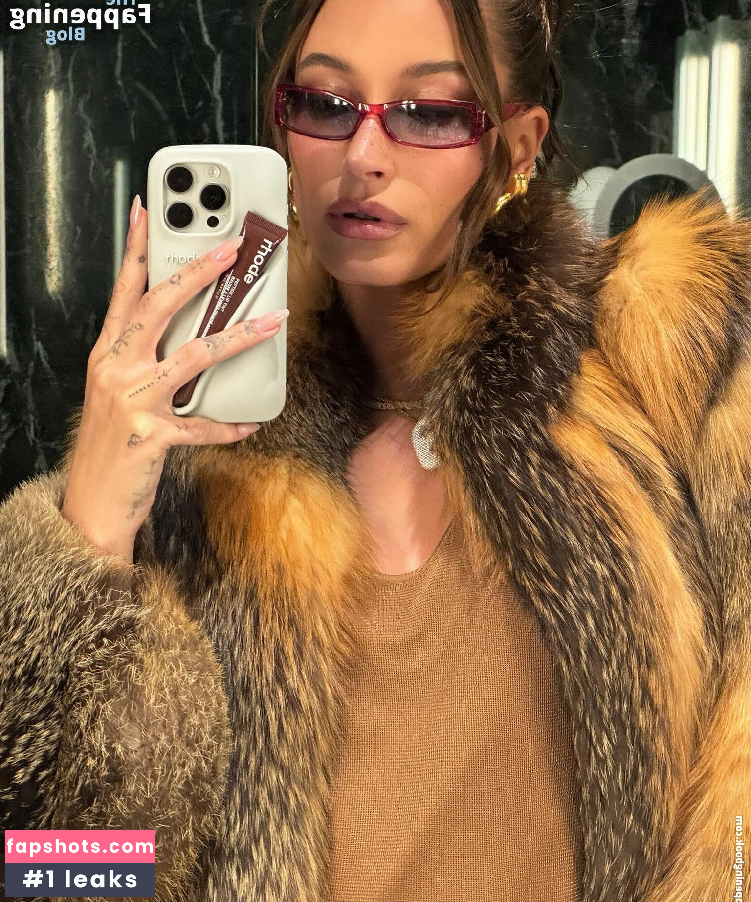 Hailey Bieber gallery photo #172