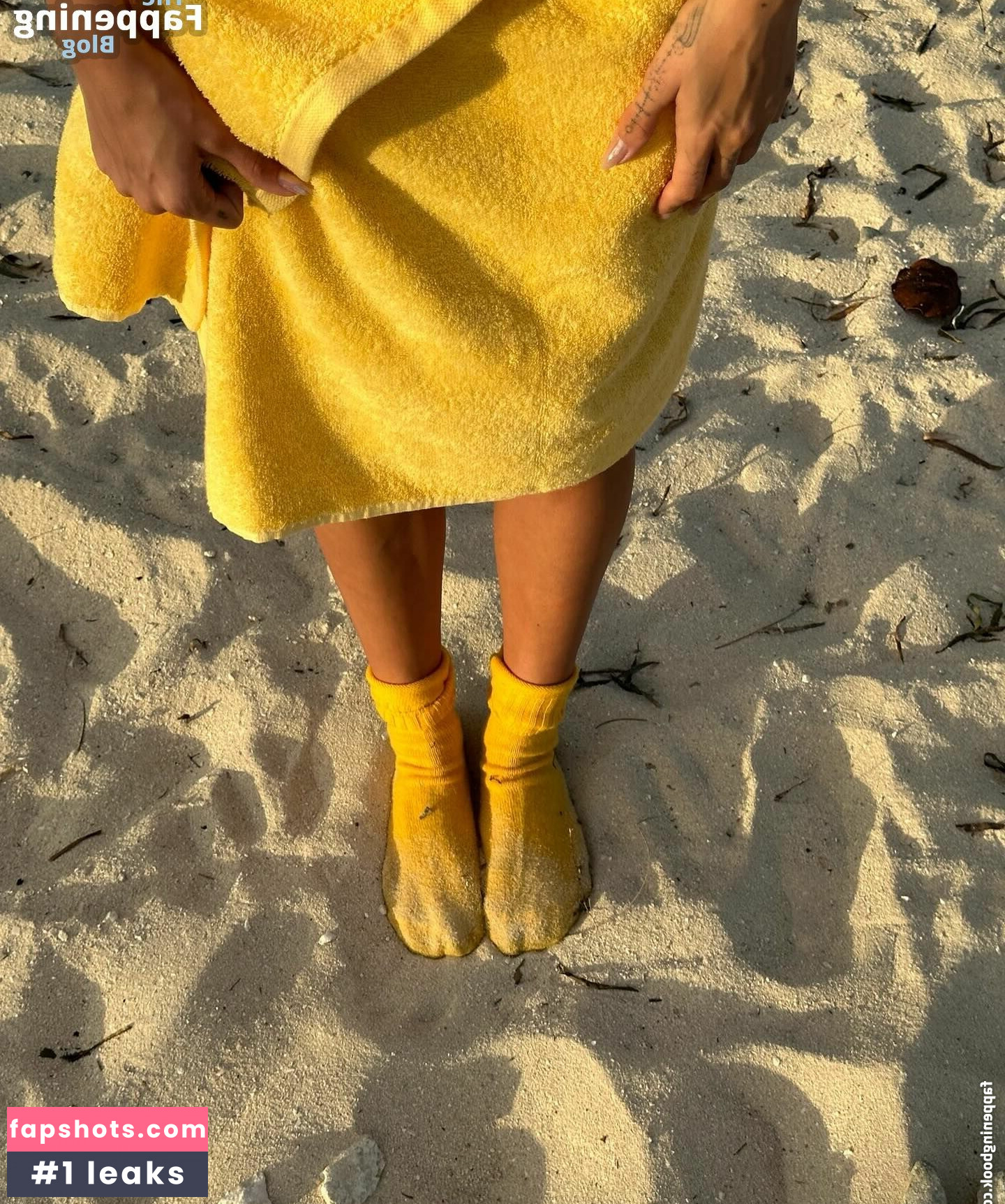 Hailey Bieber gallery photo #209