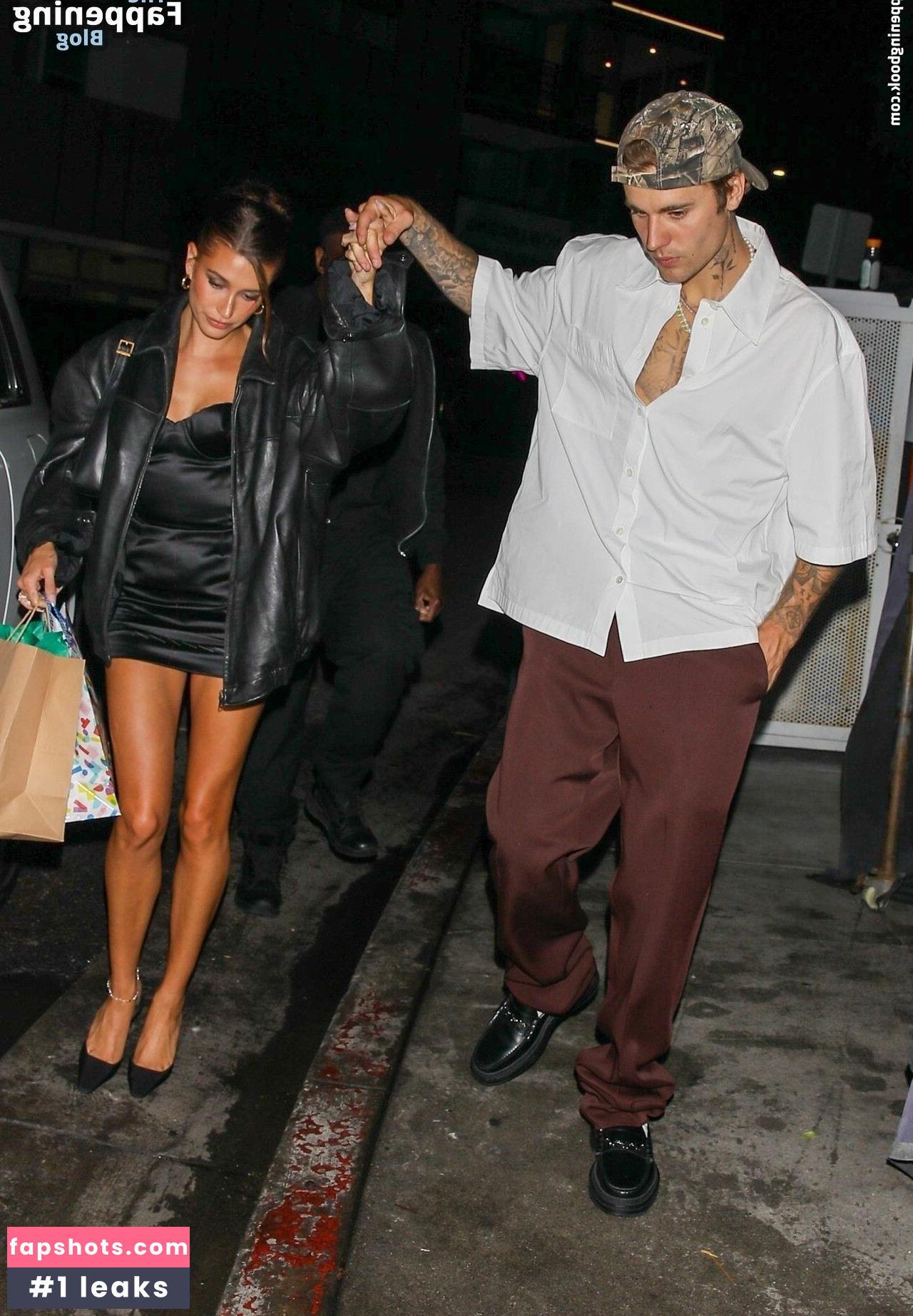 Hailey Bieber gallery photo #263