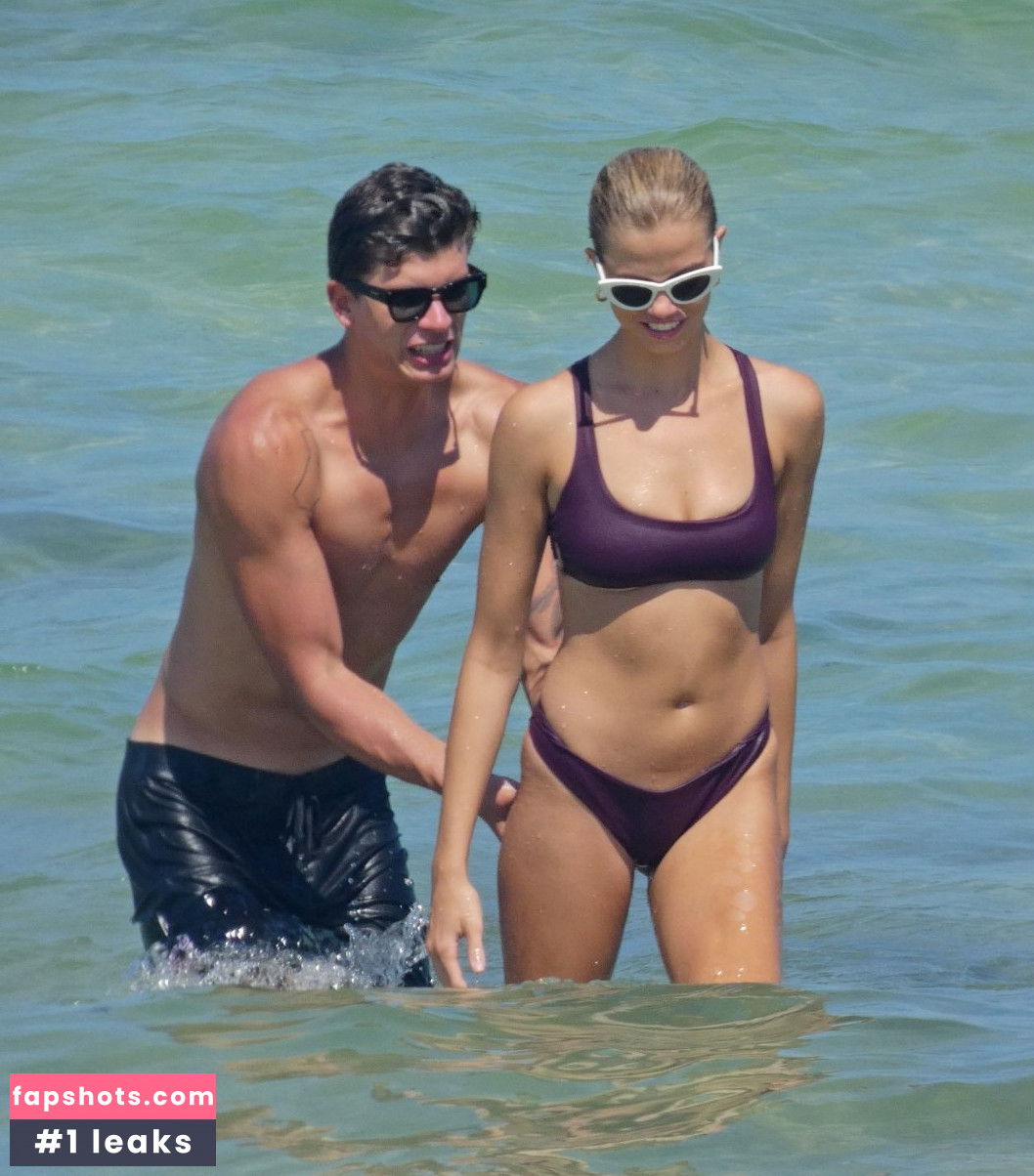 Hailey Clauson Nude Leaks OnlyFans Photos #220 - LeakJerk