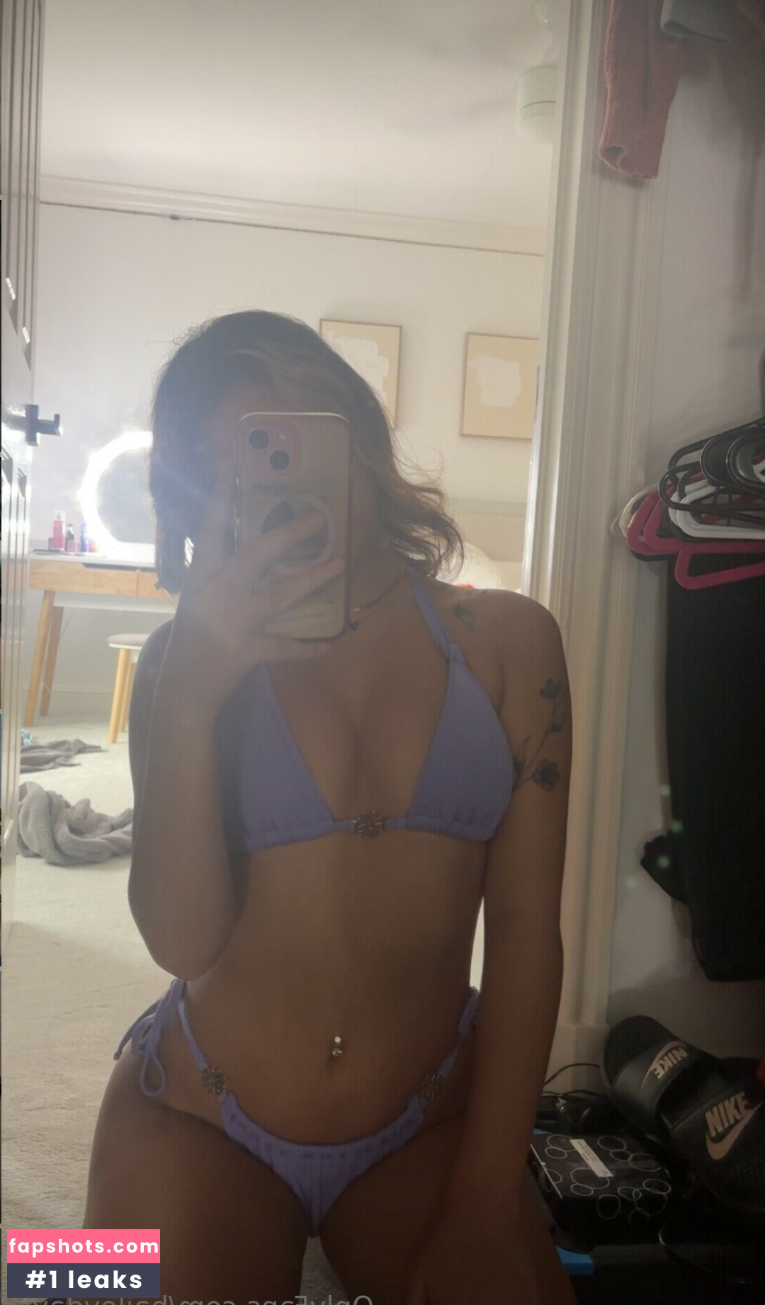 Hailey Davis gallery photo #16