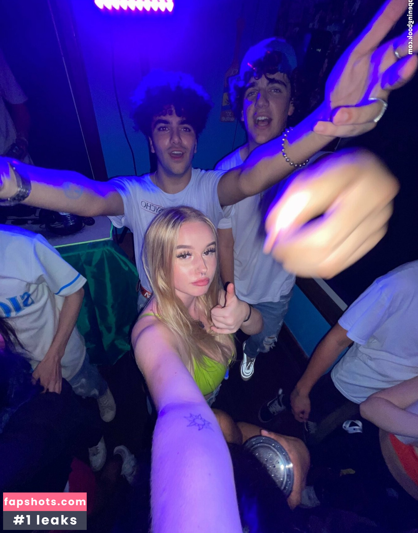 Hailey F gallery photo #21