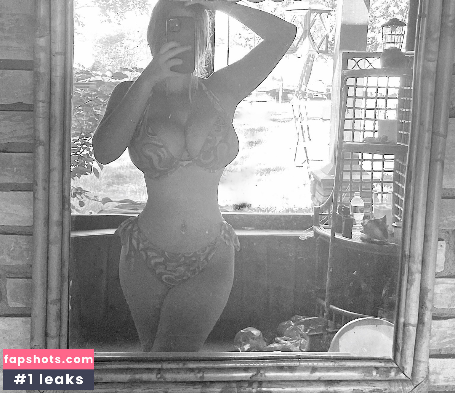 Hailey F gallery photo #26