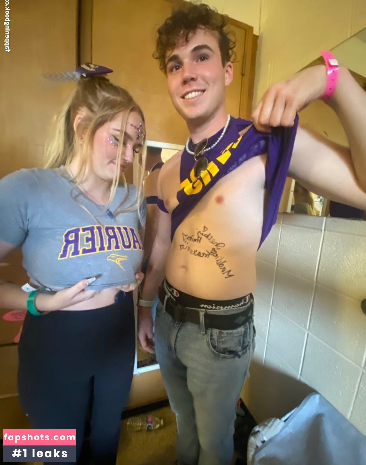 Hailey F gallery photo #29