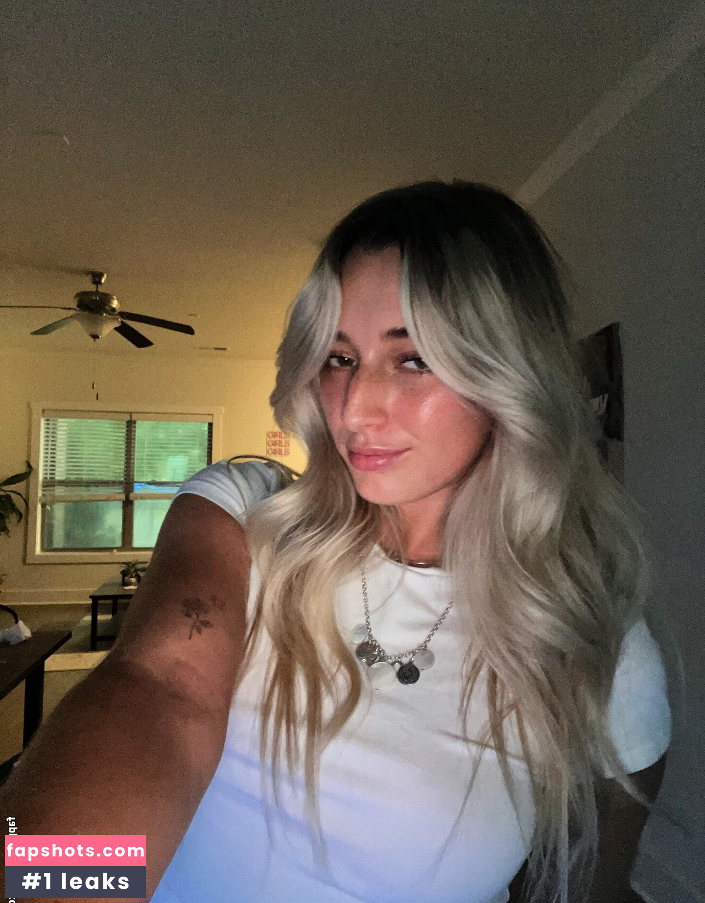 Hailey Felt gallery photo #9