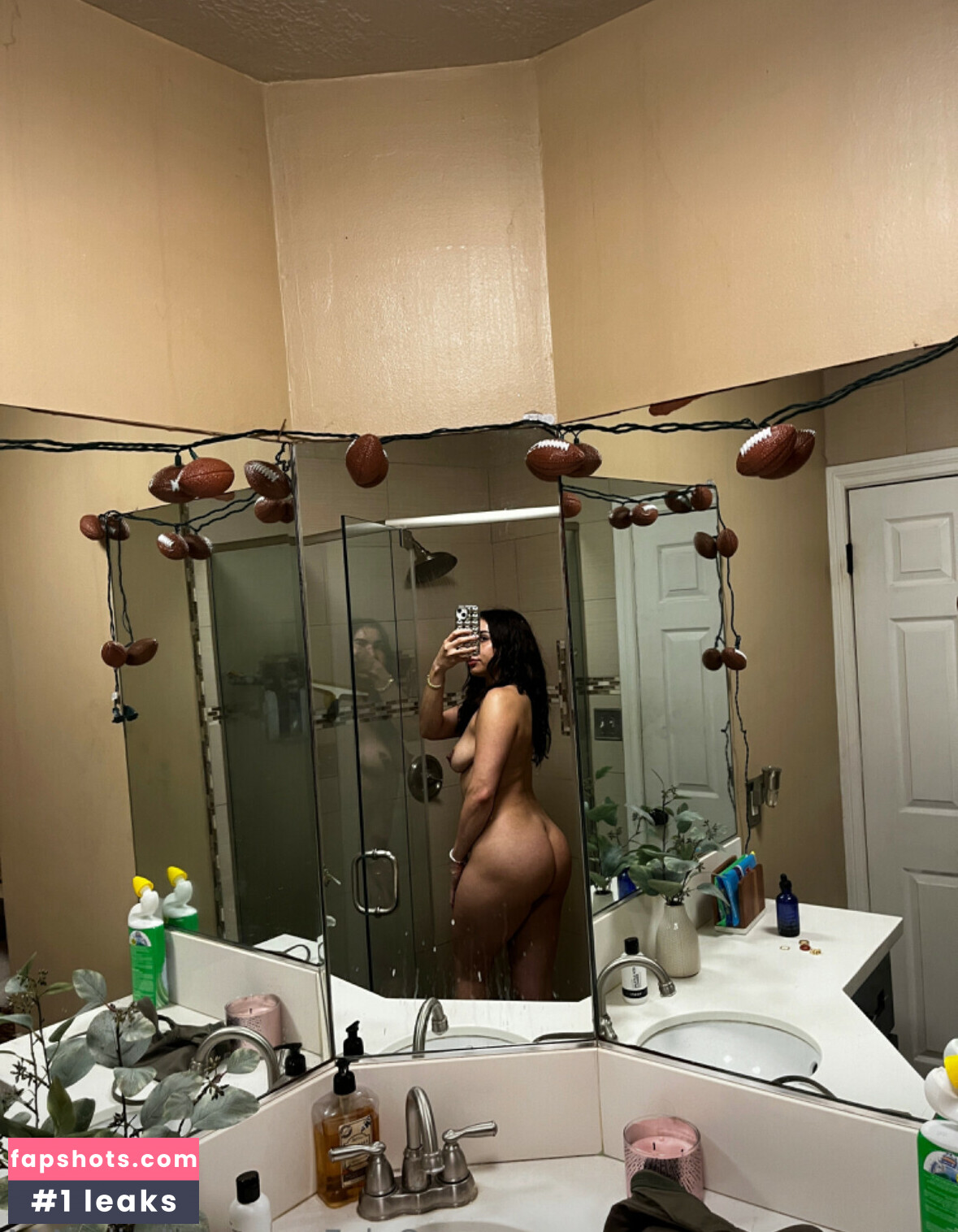 Hailey Gutierrez gallery photo #14