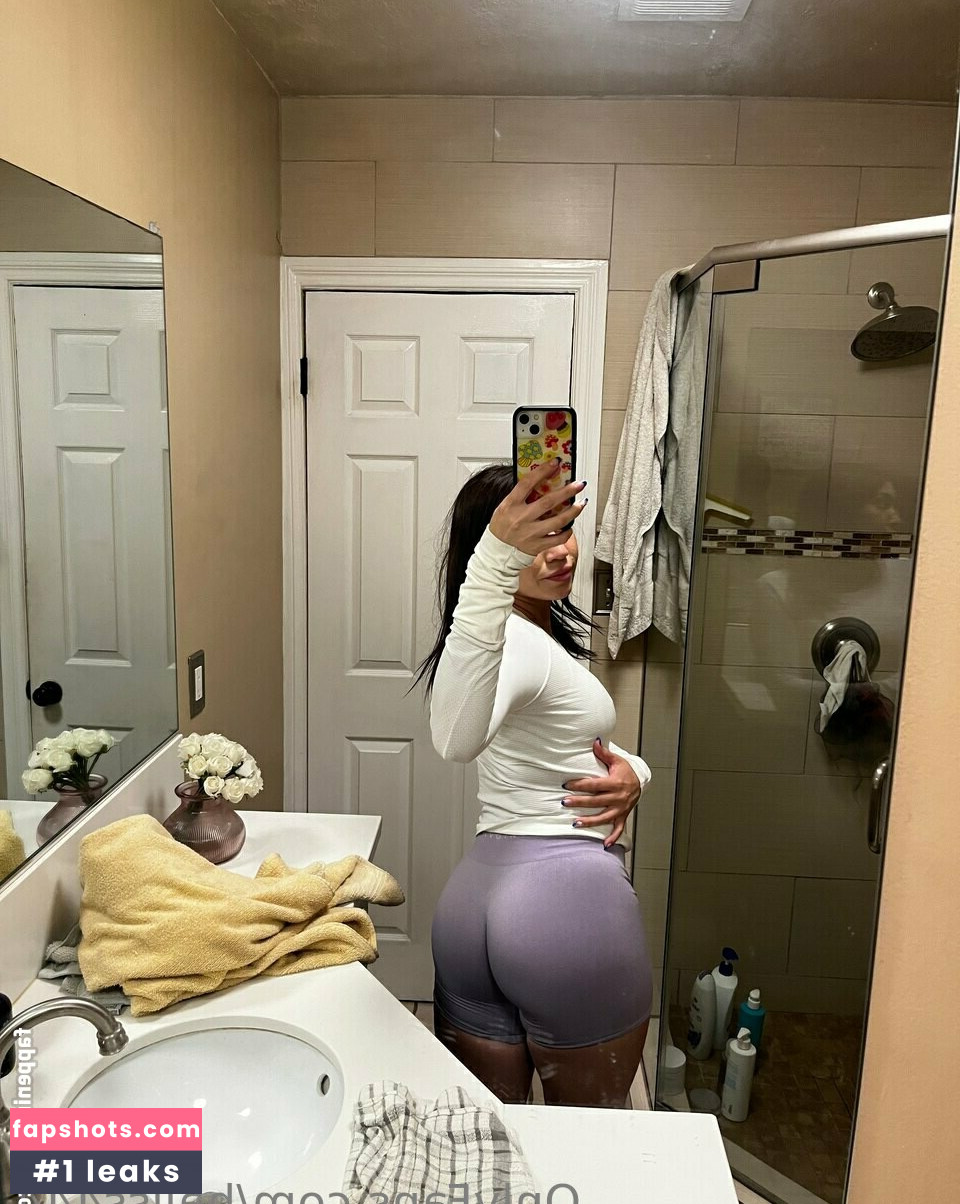 Hailey Gutierrez gallery photo #26