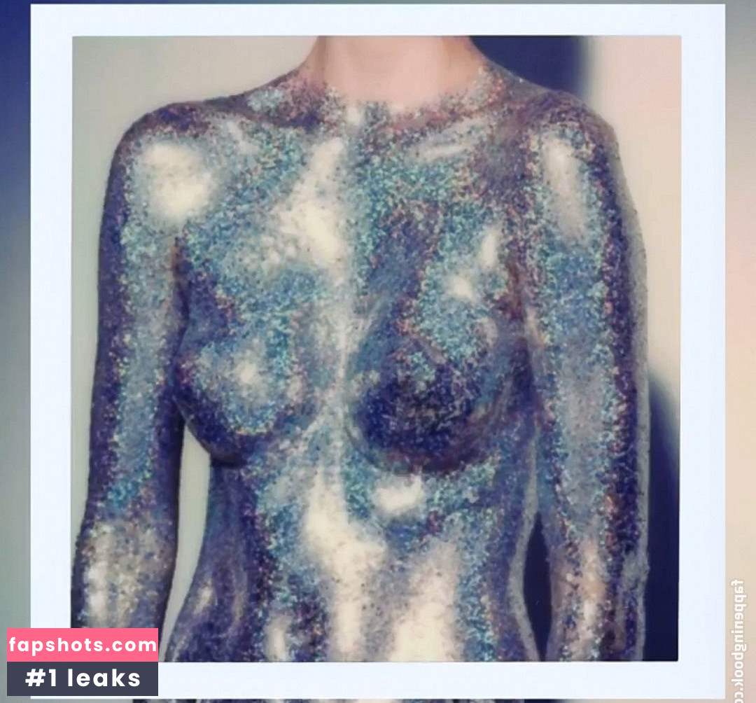 Hailey Outland gallery photo #34