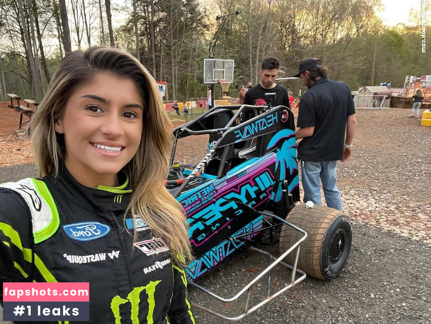 Hailie Deegan gallery photo #130