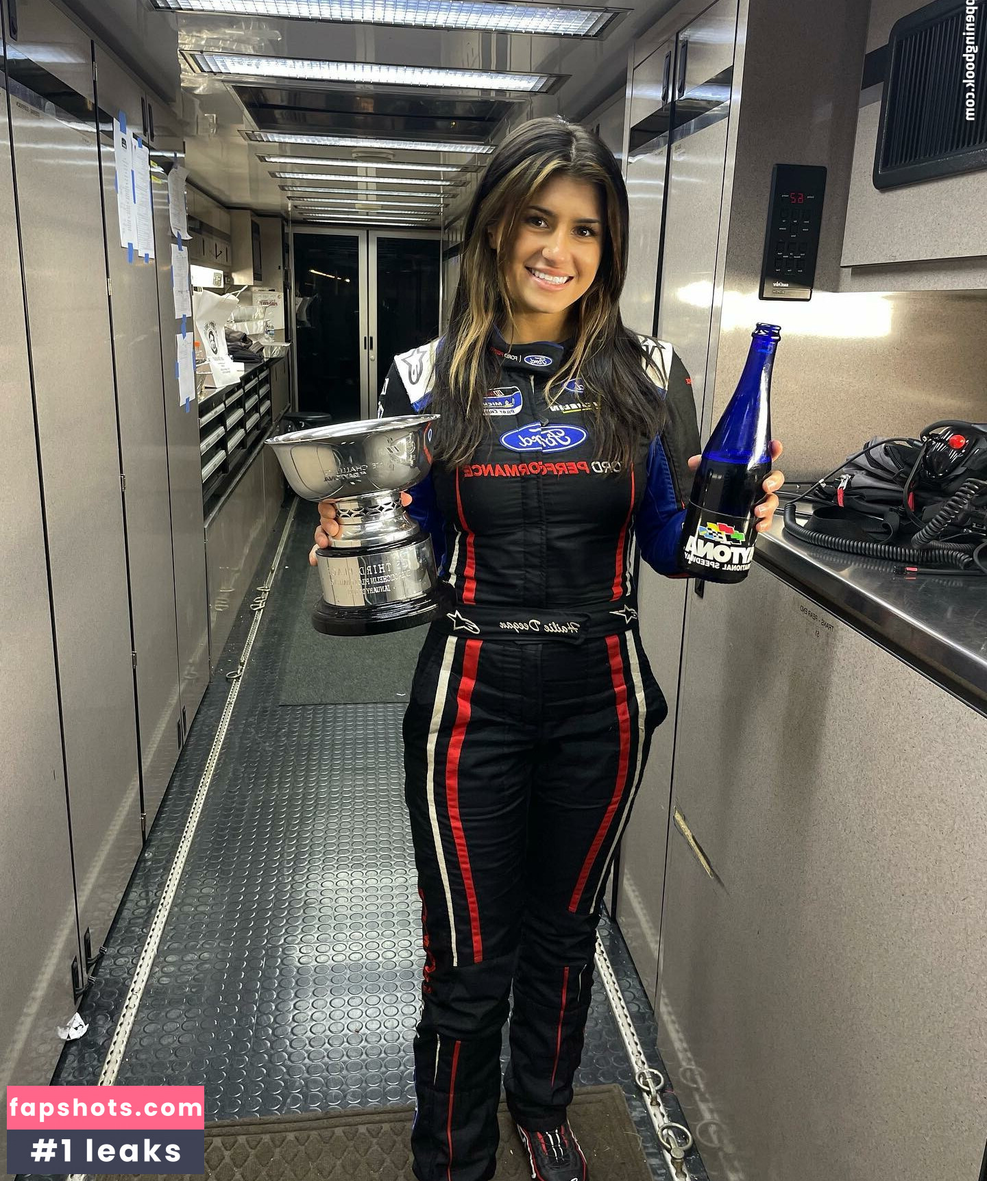 Hailie Deegan gallery photo #91