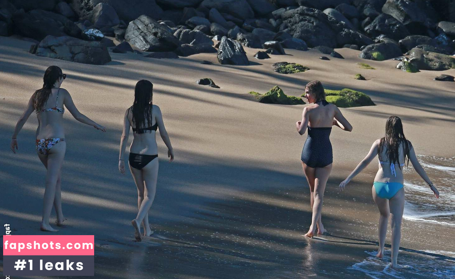 Haim Sisters gallery photo #90