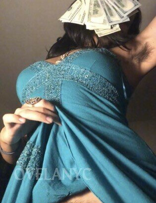 hairy-women gallery photo #1232