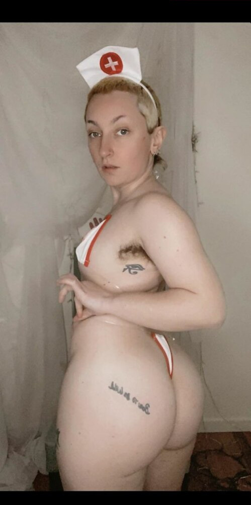 hairy-women gallery photo #1293