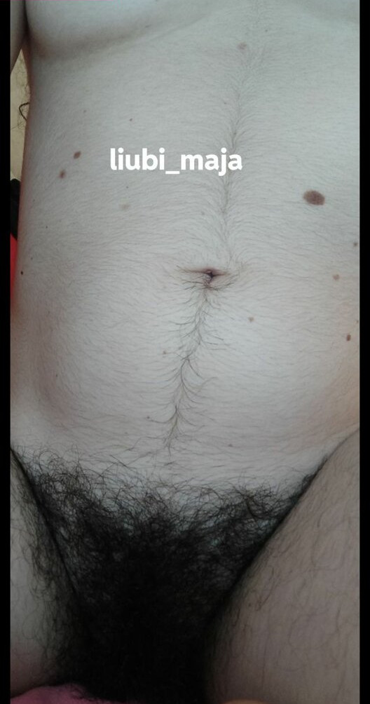 hairy-women gallery photo #1561