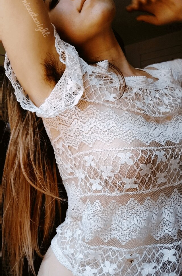 hairy-women gallery photo #1591