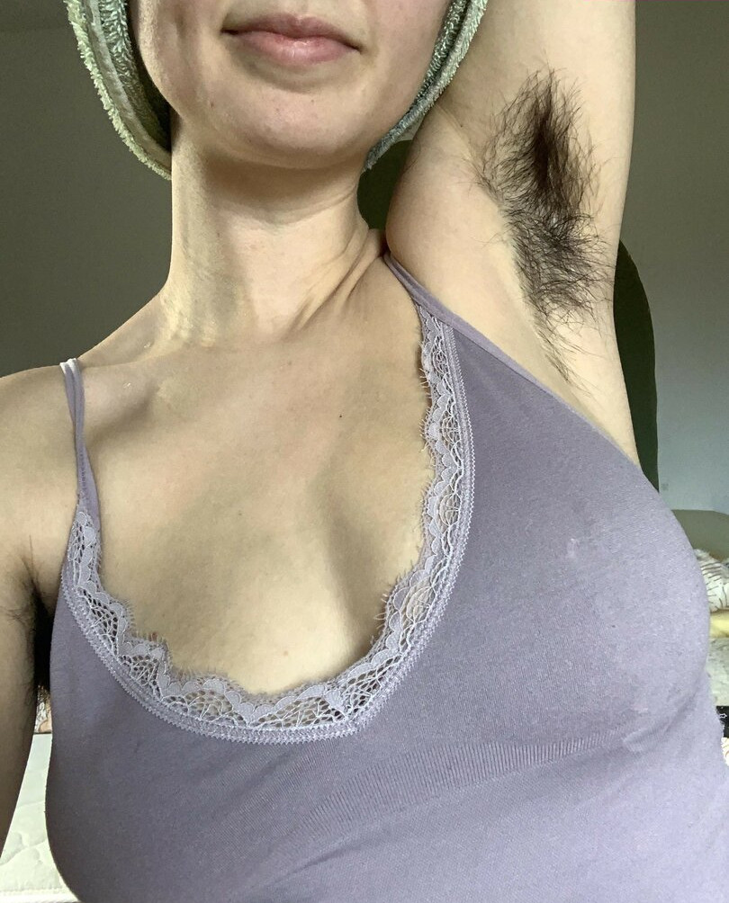 hairy-women gallery photo #1604