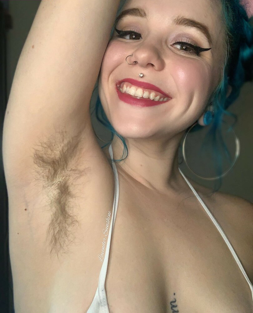 hairy-women gallery photo #1614