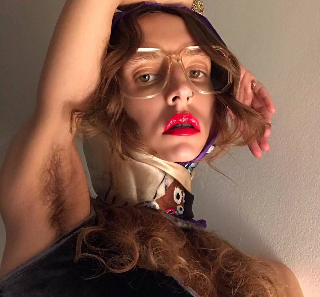 hairy-women gallery photo #1720