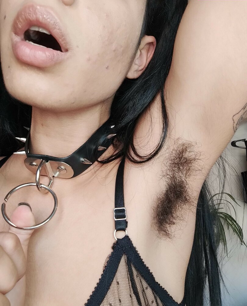 hairy-women gallery photo #1790