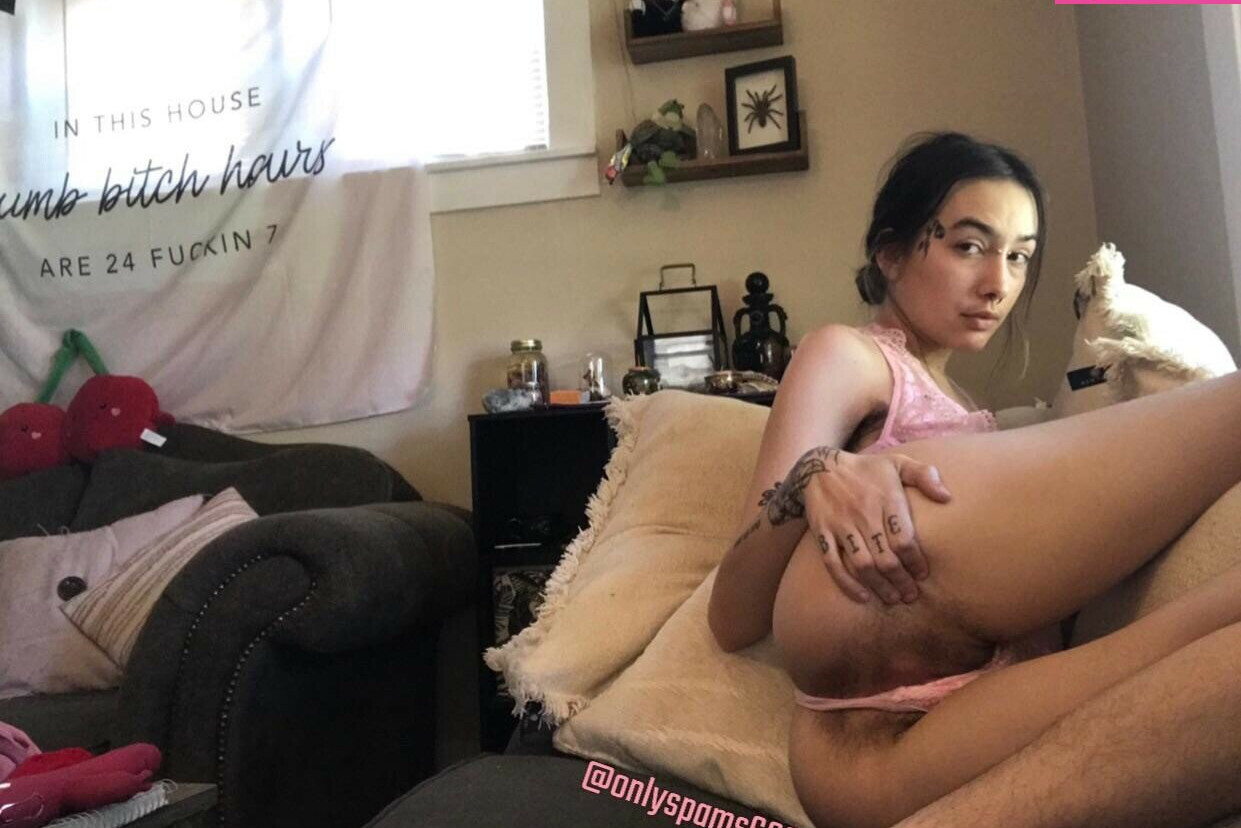 hairy-women gallery photo #1870