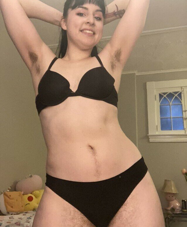 hairy-women gallery photo #1928