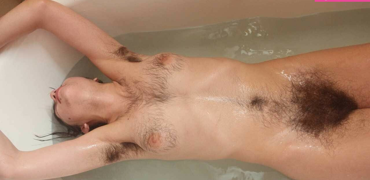 hairy-women gallery photo #1984