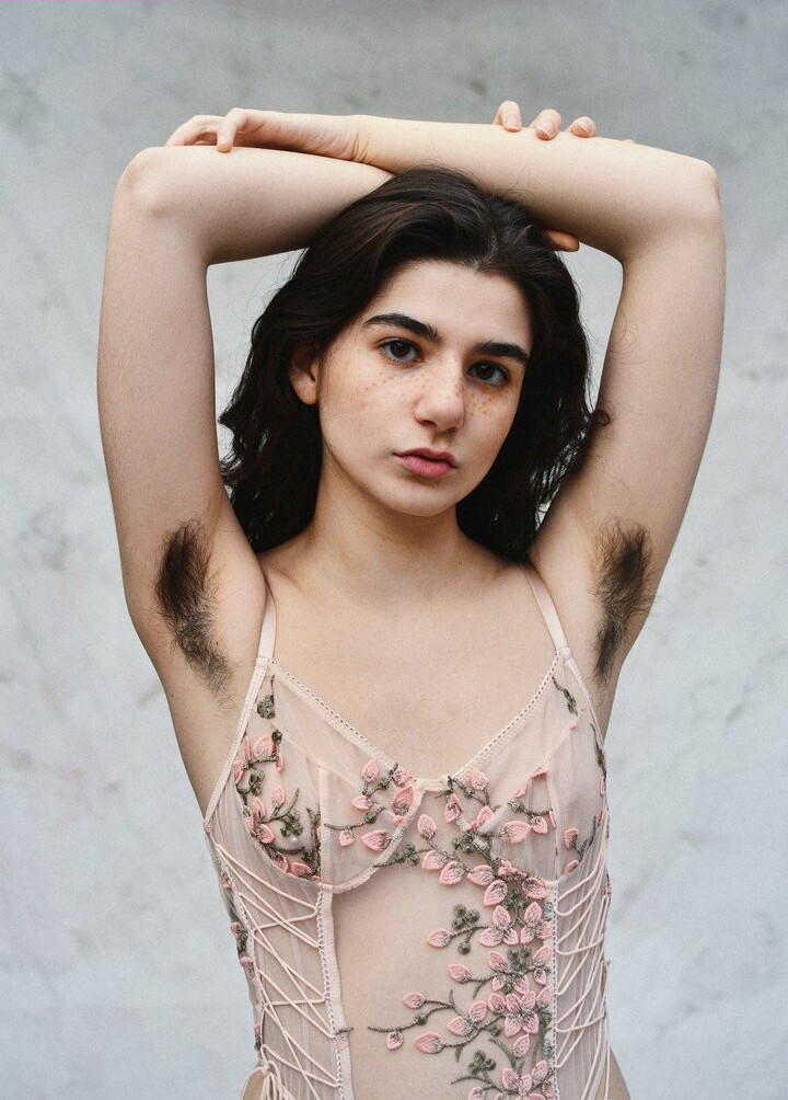 hairy-women gallery photo #1999