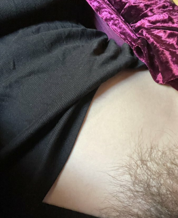 hairy-women gallery photo #2101