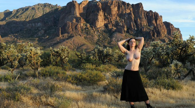 hairy-women gallery photo #2116