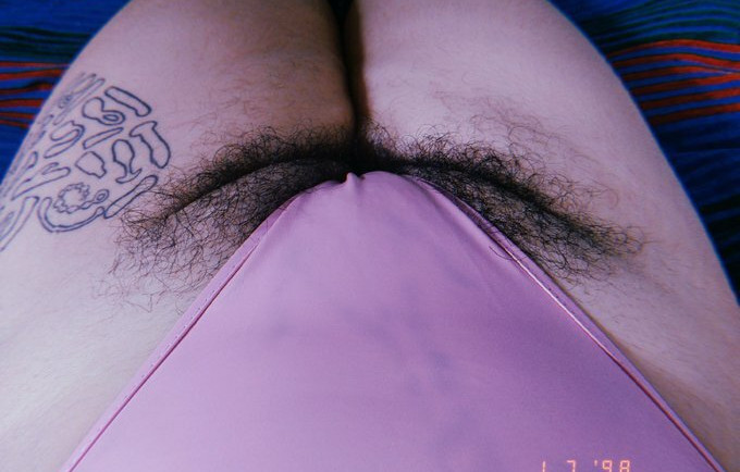 hairy-women gallery photo #2184